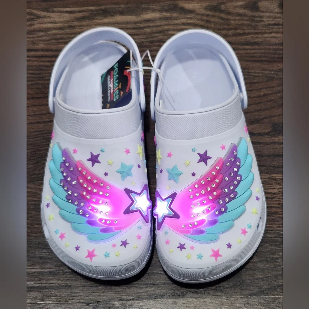 Skechers fun winged